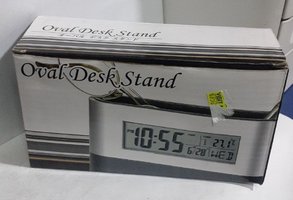 Oval Desk Stand